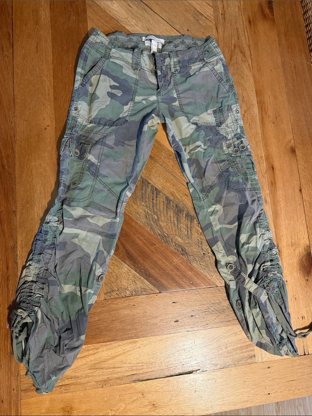 Vintage Y2K Abercrombie & Fitch Camo Cargo Pants - Green & Brown